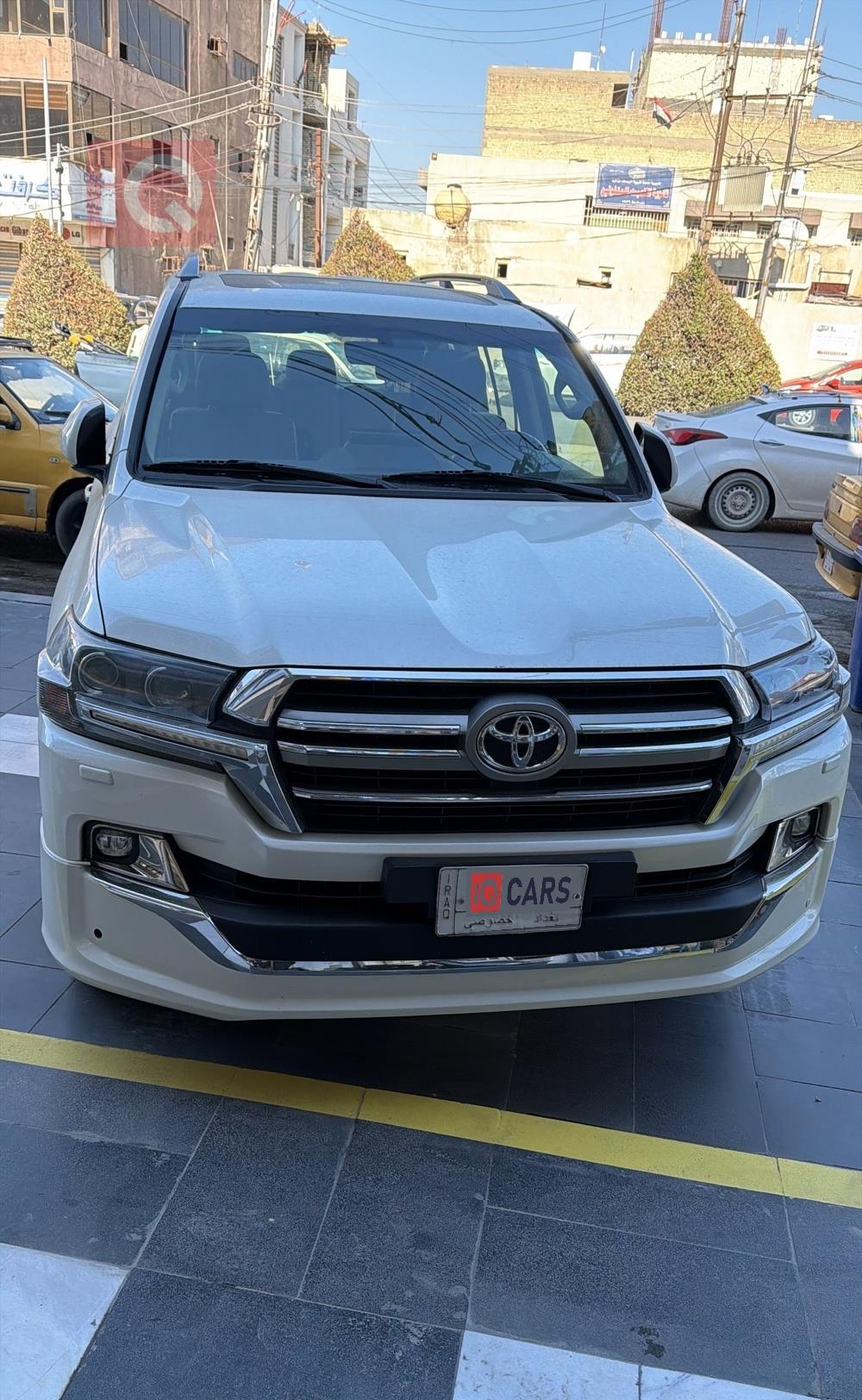 تويوتا لاندكروزر